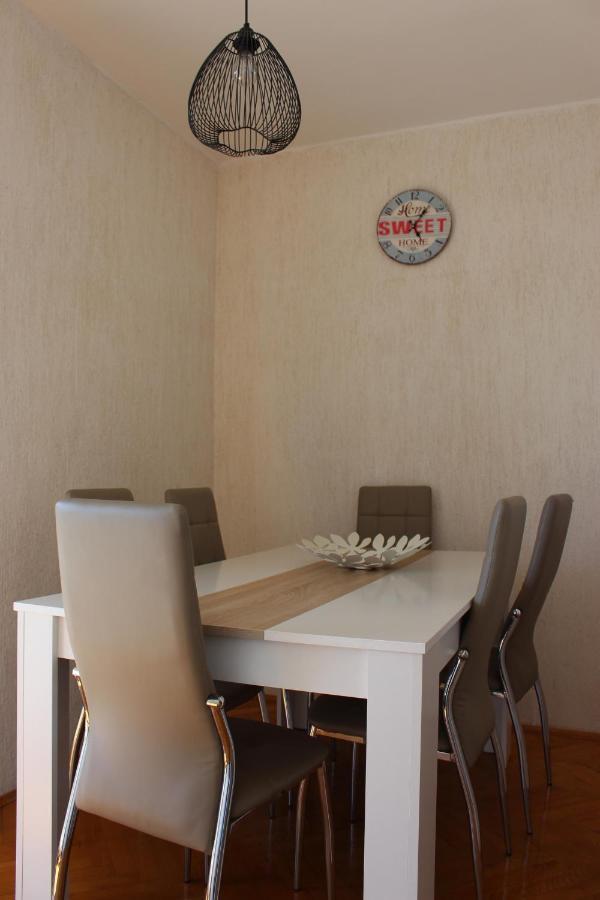 Apartmani Mia Jadranovo Ngoại thất bức ảnh