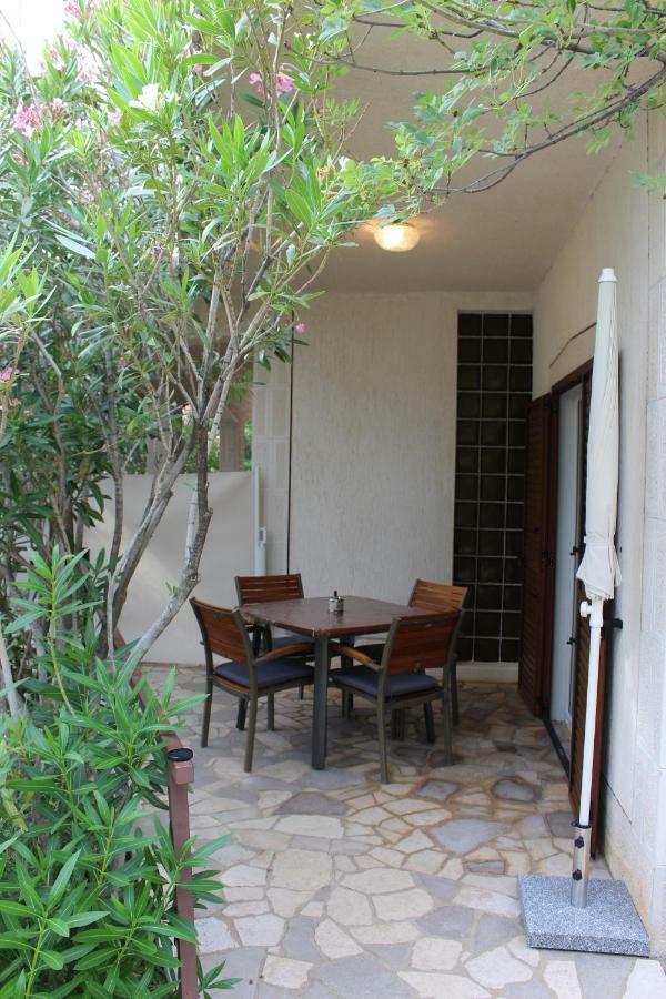 Apartmani Mia Jadranovo Ngoại thất bức ảnh